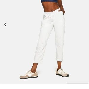 Outdoor voices bone RecTrek pant.